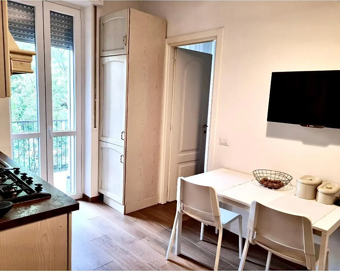 Apartment Citta Studi M4 Subway Linate, City Center 10 Min, Luminoso Appartamento Full Optional Wi-Fi Milan Italy